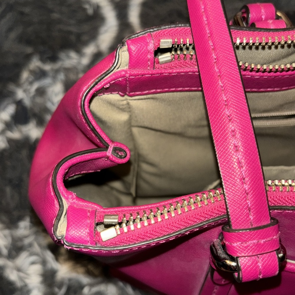 Coach Tote - Picture 13 of 14